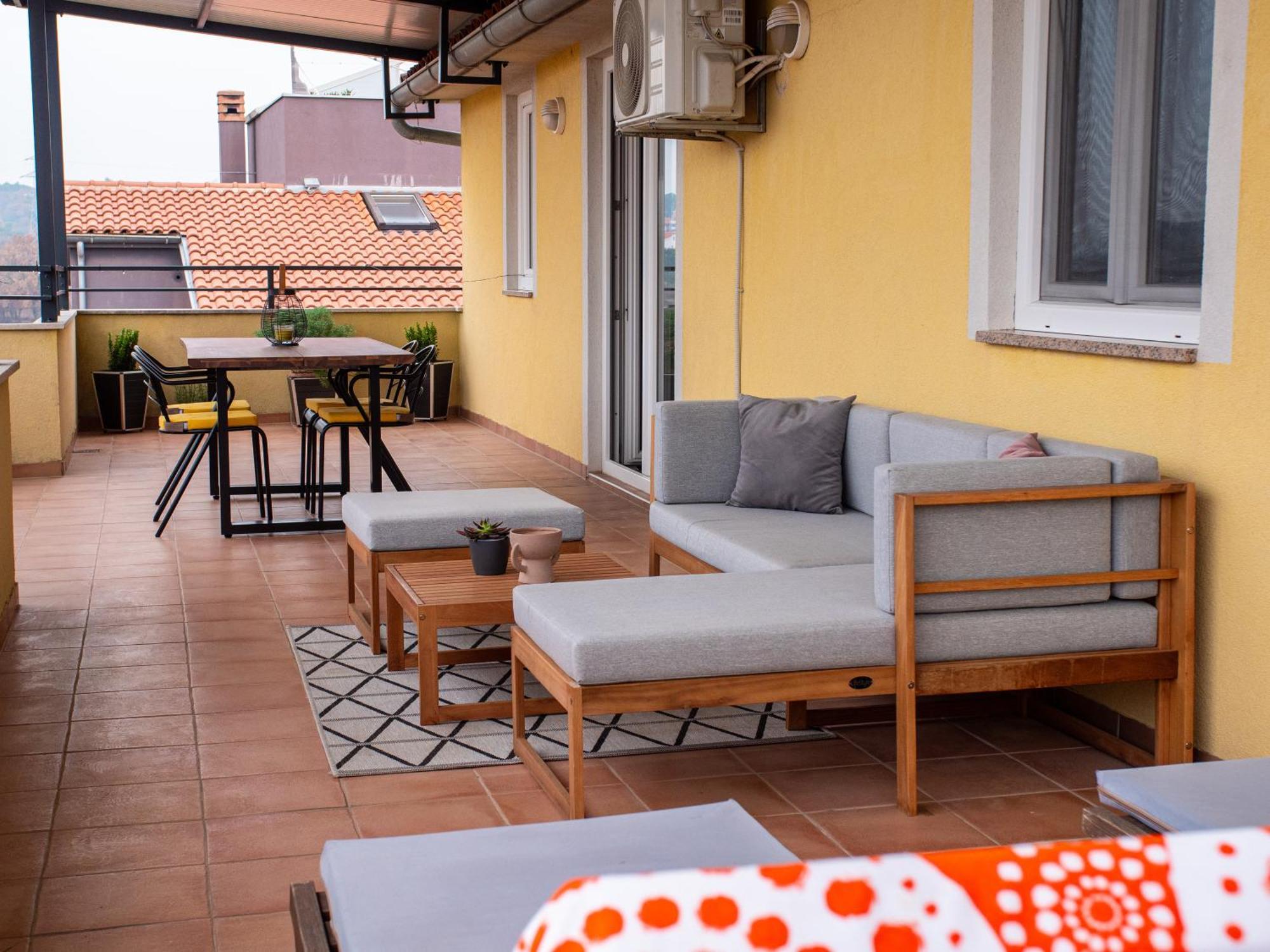 Jacqueline Apartment Pula Ngoại thất bức ảnh